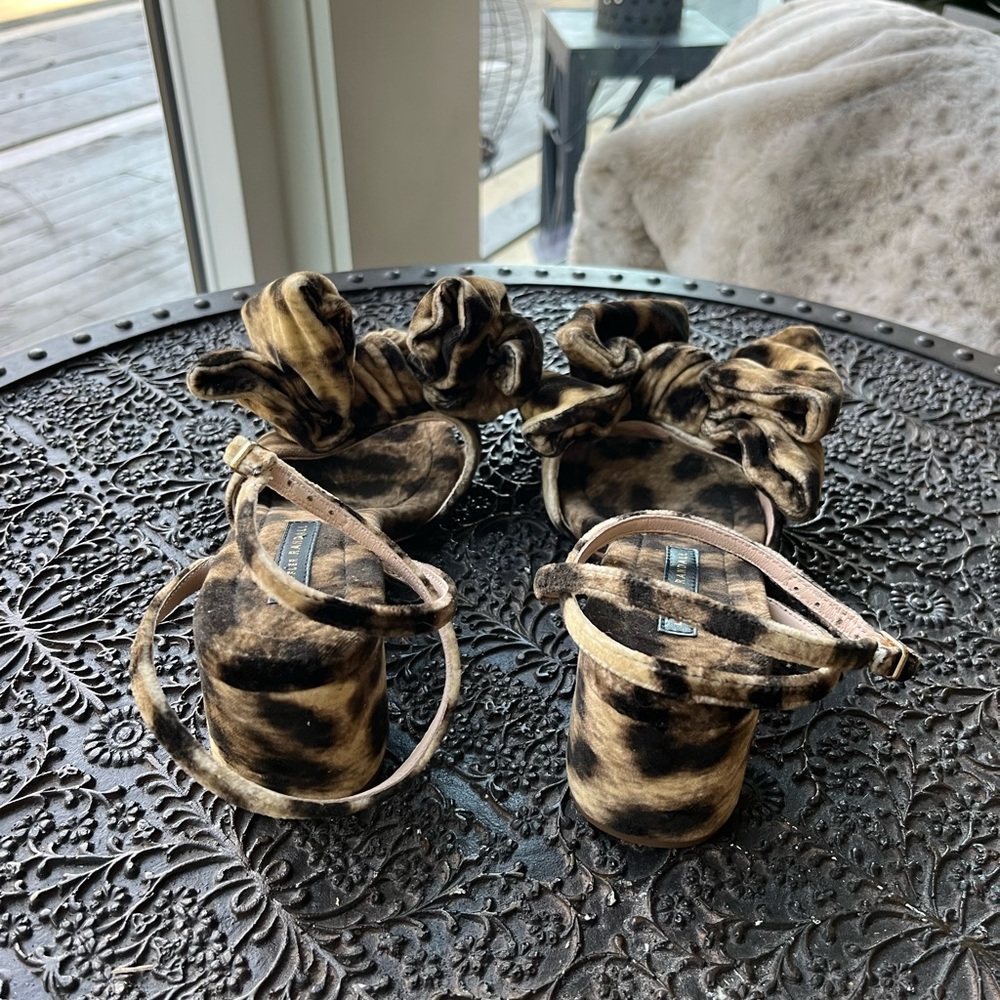 NEW LOEFFLER RANDALL CARMEN BOW SANDALS IN ANIMAL PRINT VELVET 6 - Picture 9 of 10